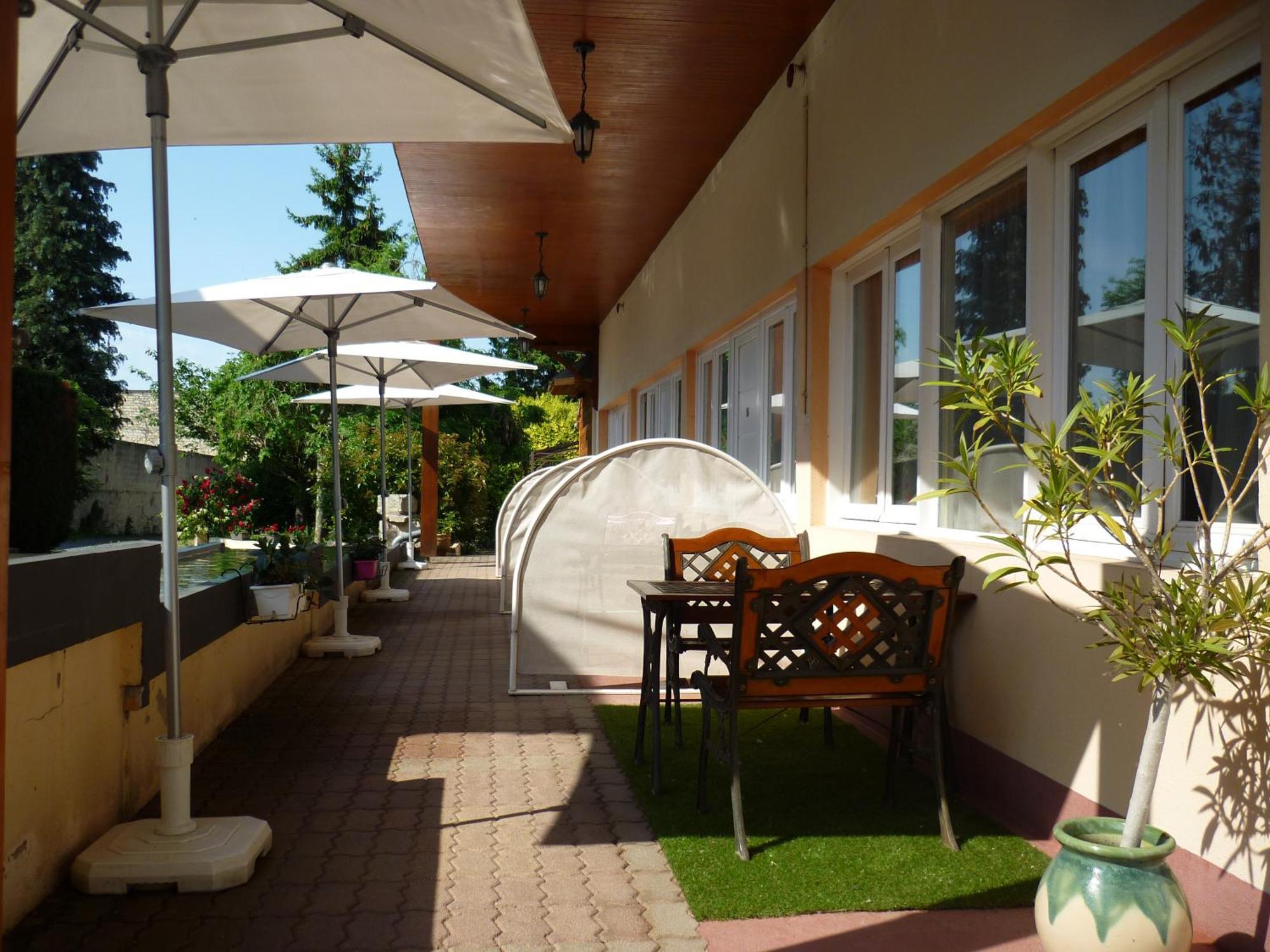 The Originals Boutique, Hotel Clos Sainte Marie, Невер Экстерьер фото